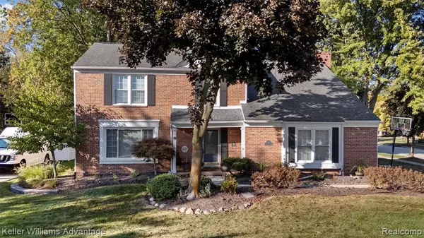 Livonia, MI 48154 2611,34514 Woodvale Drive