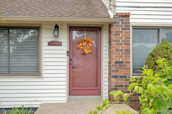 Clarkston, MI 48348 4222,7210 Bluewater Drive