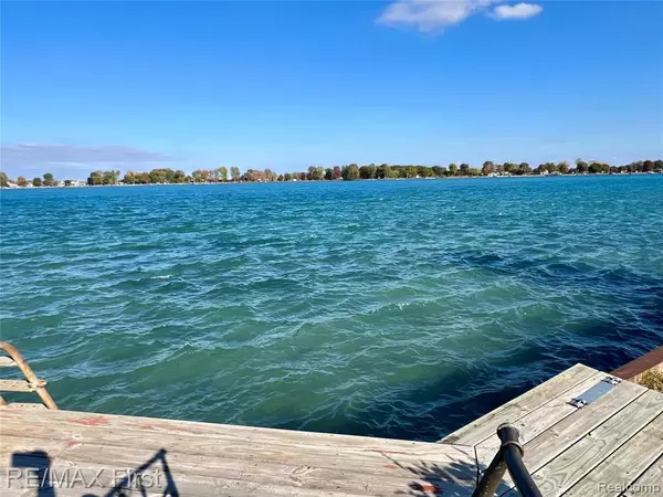 Clay, MI 48001 4006,9280 River Road