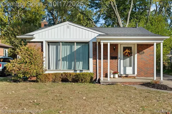 1976 Sunnyknoll Avenue, Berkley, MI 48072 1742