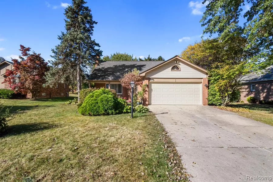 2132 Winchester Road, Rochester Hills, MI 48307 3879