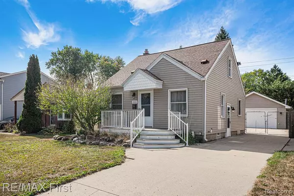 Royal Oak, MI 48073 6579,3351 Prairie Avenue