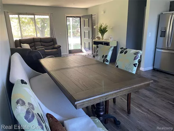 Almont, MI 48003 8316,6335 Tubspring Road