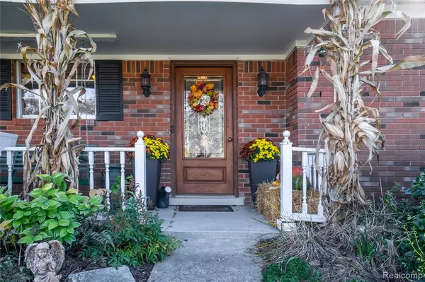 Oxford, MI 48371 4805,1315 Beemer Court