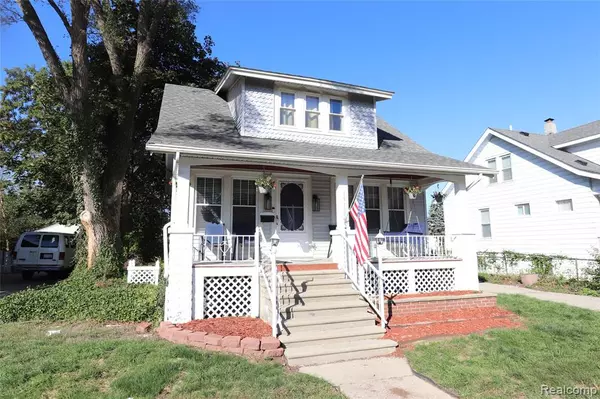 Eastpointe, MI 48021 1550,15105 Charles R Avenue