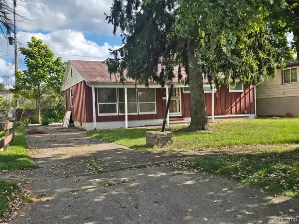 Flint, MI 48504 1813,3330 Maywood Drive