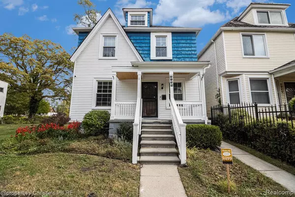 2144 Fischer Street, Detroit, MI 48214 2853