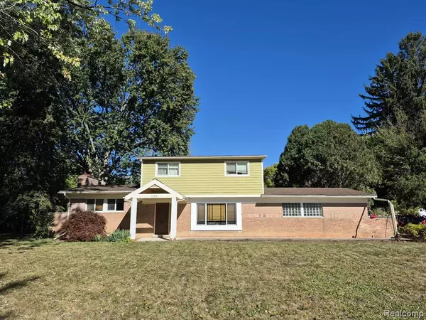 1299 Winchcombe Drive, Bloomfield Hills, MI 48304 1267