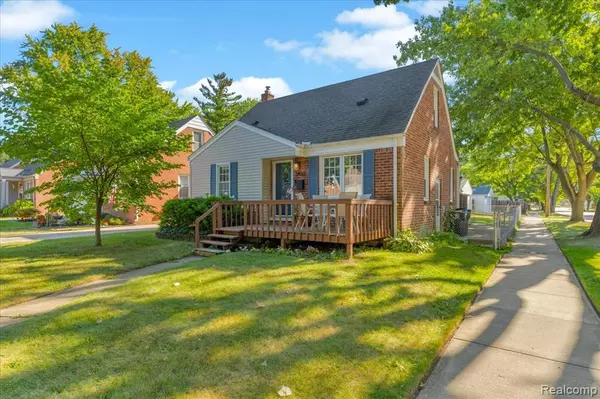 Royal Oak, MI 48073 3533,2902 N Connecticut Avenue