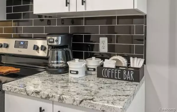 Algonac, MI 48001,10155 St John Dr