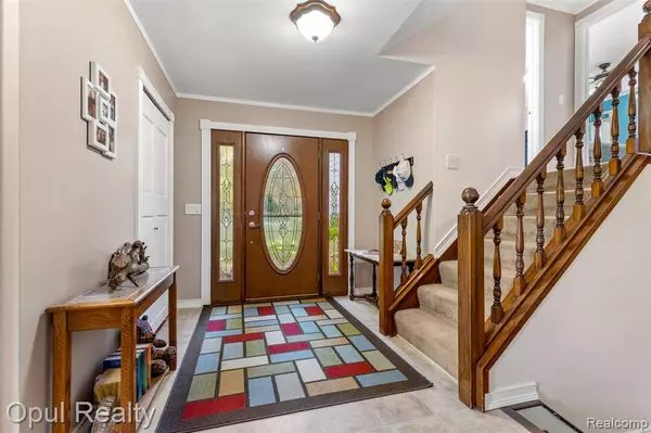 Brighton, MI 48116 9431,5885 Cedar Knoll Drive