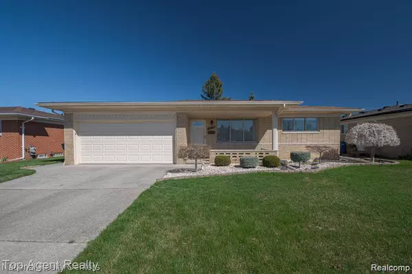 14159 Ivanhoe Drive, Warren, MI 48088 3889