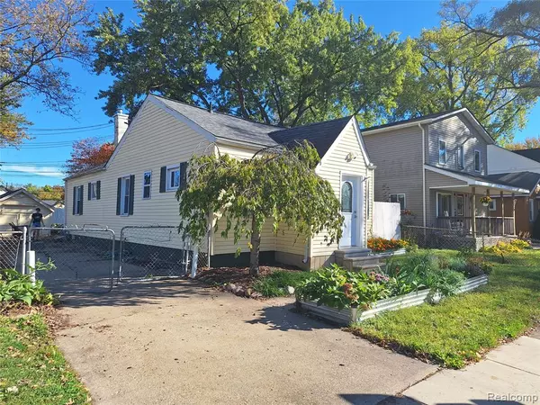 Ferndale, MI 48220 3004,2146 Martin Road