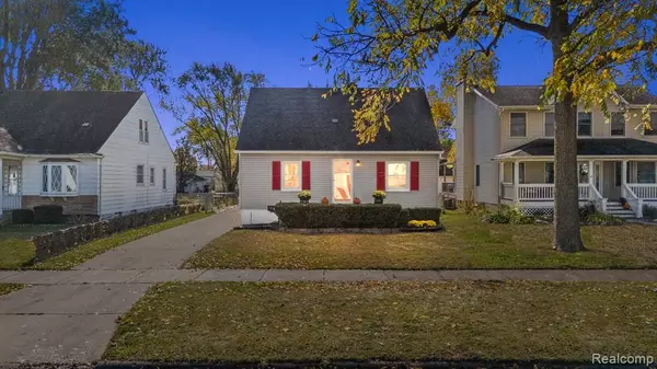 Royal Oak, MI 48073 4736,1322 Whitcomb Avenue