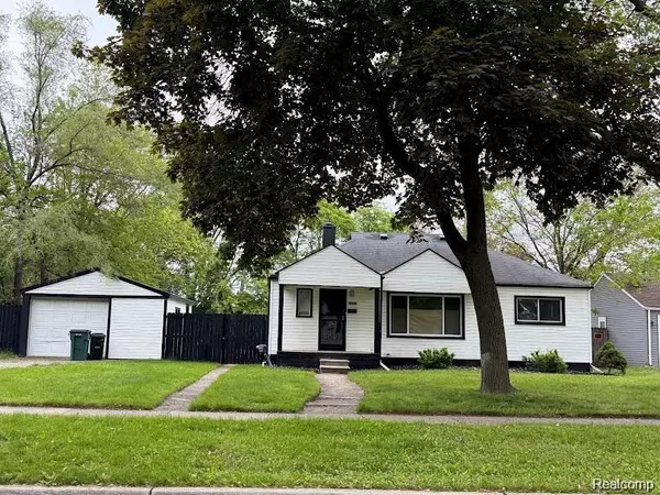 Oak Park, MI 48237 2704,20760 Ridgedale Street