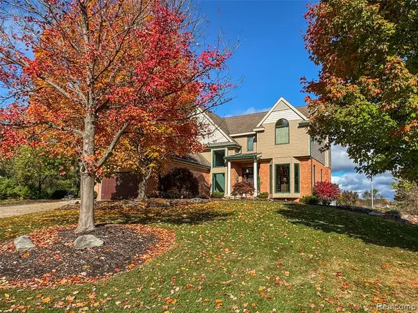 White Lake, MI 48386 3727,10736 Bogie Lake Road