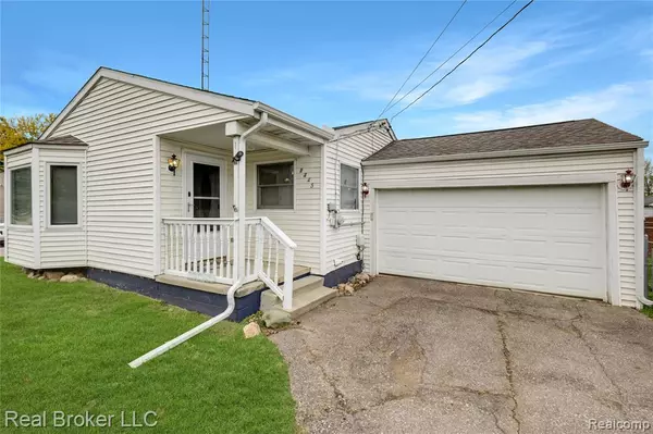 Burton, MI 48529 2053,1445 Ready Avenue