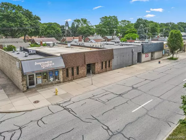 Dearborn, MI 48124 3931,22015 Outer Drive