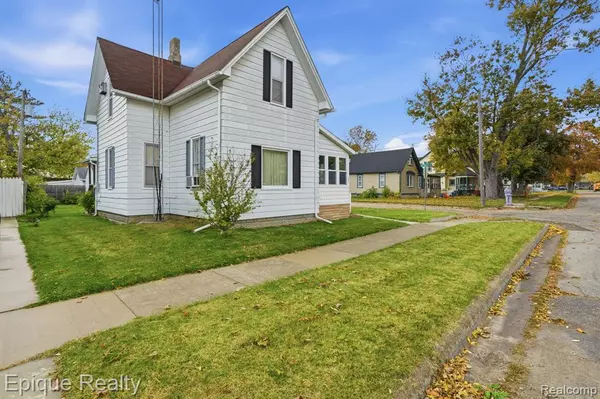 Marine City, MI 48039 1501,251 N 2nd Street