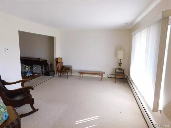 Warren, MI 48088 7413,14421 Talbot Talbot Drive