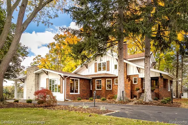 2280 E Baldwin Road, Grand Blanc, MI 48439 8311