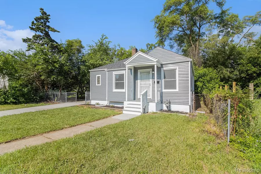 19749 Rosemont Avenue, Detroit, MI 48219 2114