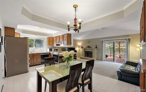 Sterling Heights, MI 48310 5013,35091 Cavant Drive