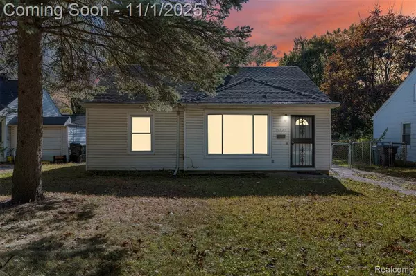 10721 Troy Road, Oak Park, MI 48237