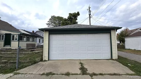 Dearborn, MI 48126 2048,6400 Payne Avenue