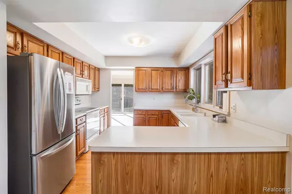 Grand Blanc, MI 48439 1669,634 Applegate Lane