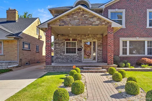 Dearborn, MI 48126 1171,7704 Oakman Boulevard