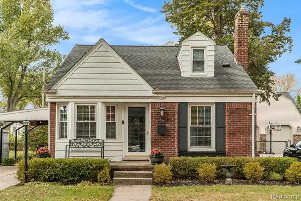 636 S Connecticut Avenue, Royal Oak, MI 48067 2929