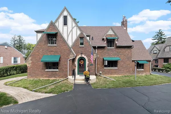 1725 Lincoln Drive, Flint, MI 48503 4715