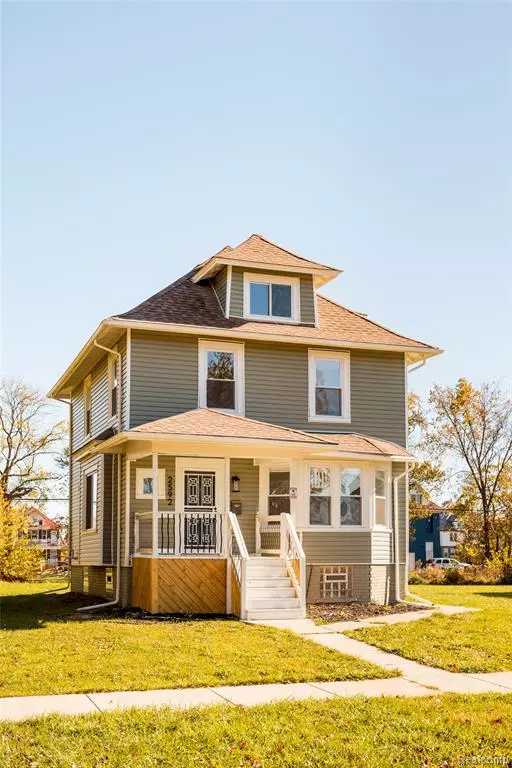 Detroit, MI 48214 3129,2592 Harding Street