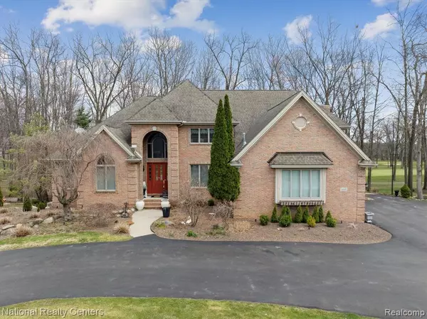 1449 GLENEAGLES, Highland, MI 48357 4784