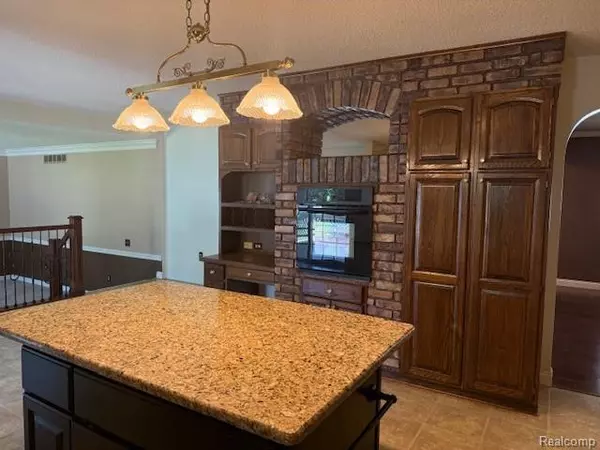 Bad Axe, MI 48413 1016,285 W Irwin Street