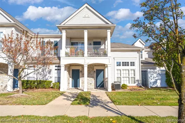 Commerce Twp, MI 48390 4010,7104 Addington Drive