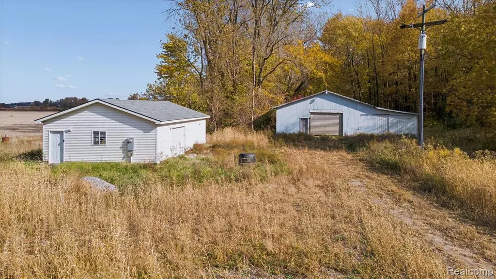 9200 Platt Road, Dundee, MI 48131 9673