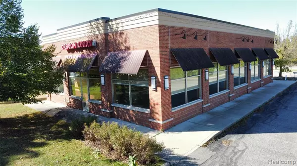 7570 E Mi State Road 36, Whitmore Lake, MI 48139 1002