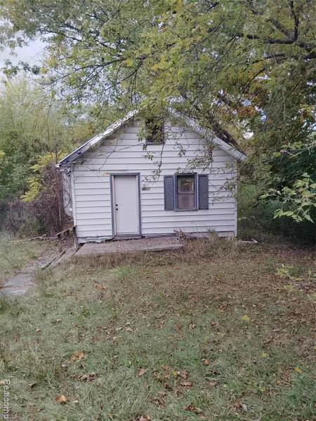 9027 Neff Road, Mount Morris, MI 48458 1037