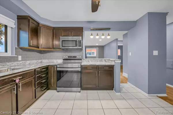 Westland, MI 48185 1575,32735 Joy Road