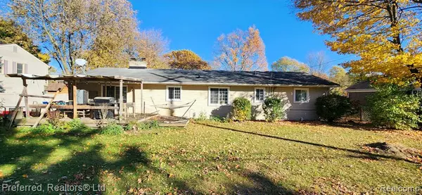 Novi, MI 48374 2321,25667 Glamorgan Drive