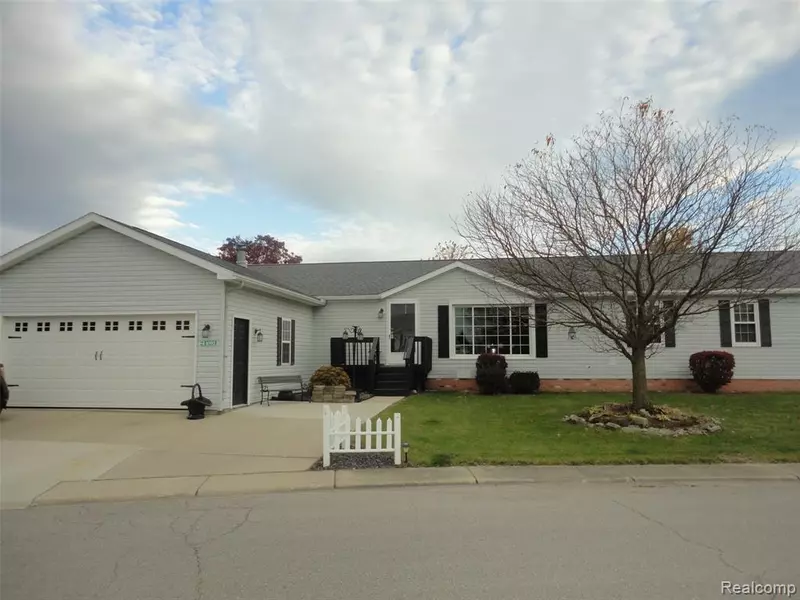 1092 Cameron Circle, Monroe, MI 48161
