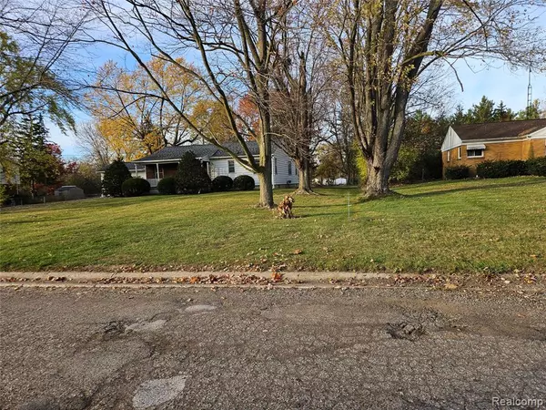 Flint, MI 48507 4015,1136 W Rowland Street