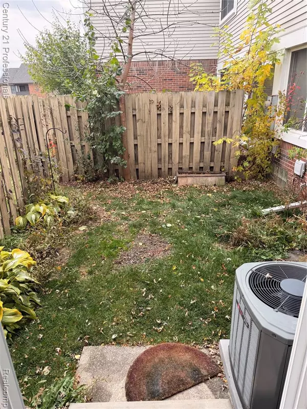 Sterling Heights, MI 48310 4217,36310 Park Place Drive