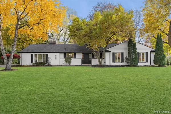 Bloomfield Hills, MI 48304 3154,1048 Satterlee Road