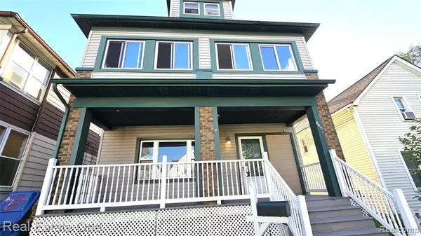 126 E Le Roy Street, River Rouge, MI 48218 1635