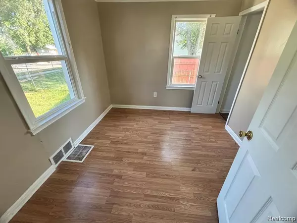 Warren, MI 48091 3651,22191 Curie Avenue