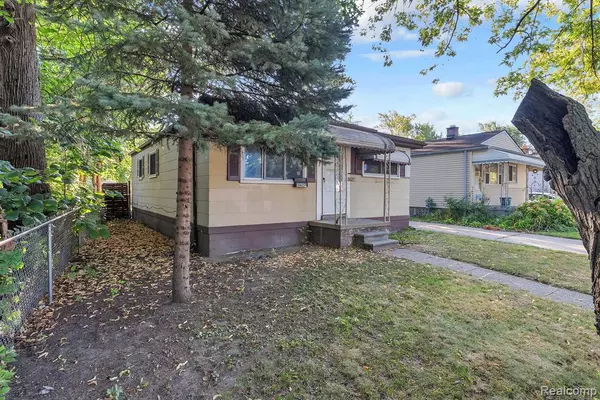 Dearborn Heights, MI 48125 2811,5627 Gertrude Street