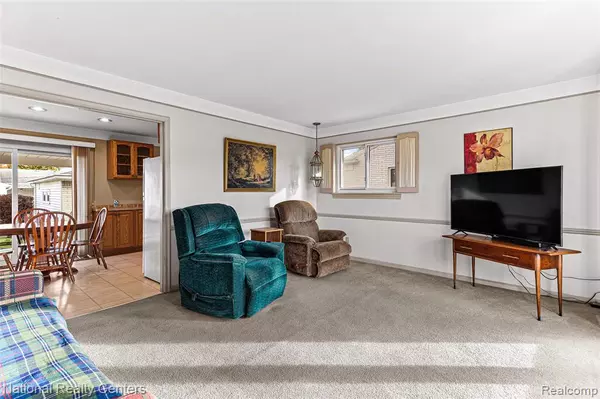 Dearborn Heights, MI 48127,6104 Ardmore Park Circle